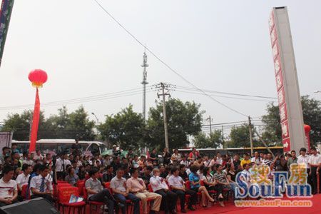 ����&ldquo;�й��մɵ�һ��&rdquo;Ӫҵ�����10��ƽ�ף��㼯����90%��������Ʒ��