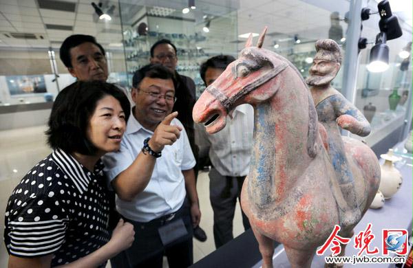 ���Ŵ��������