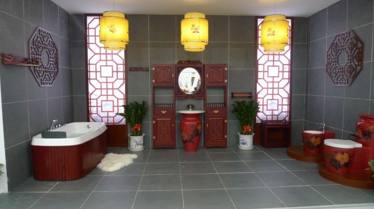 ��ɫ����